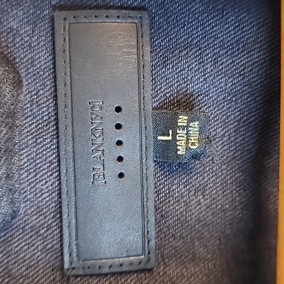 Blank nyc Black Raw Edged Cropped Denim Jacket Large - Picture 2 of 5